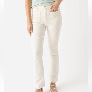 MOTHER HUSTLER PATCH POCKET FLOOD jeans in Natural size 27